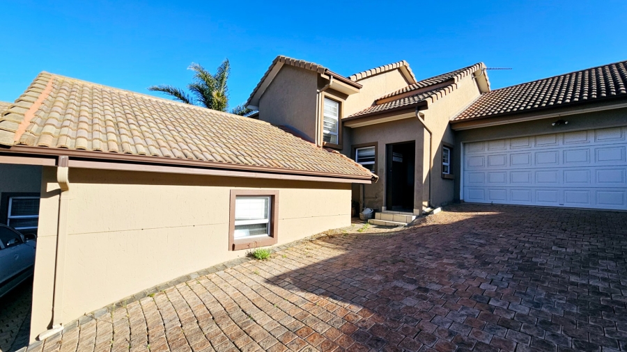3 Bedroom Property for Sale in Island View Western Cape